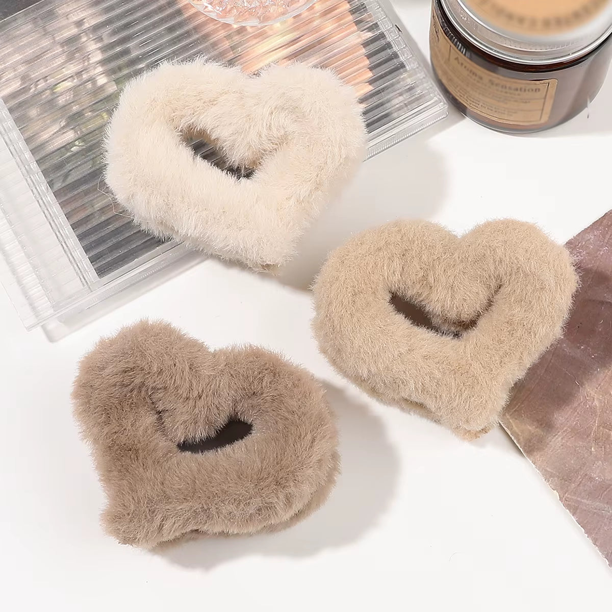 3Pcs Fluffy Plush Heart-Shaped Claw Clip for Hair Cute Hair Clips for Women Fuzzy Hair Barrettes Girls Hair Jaw Clips