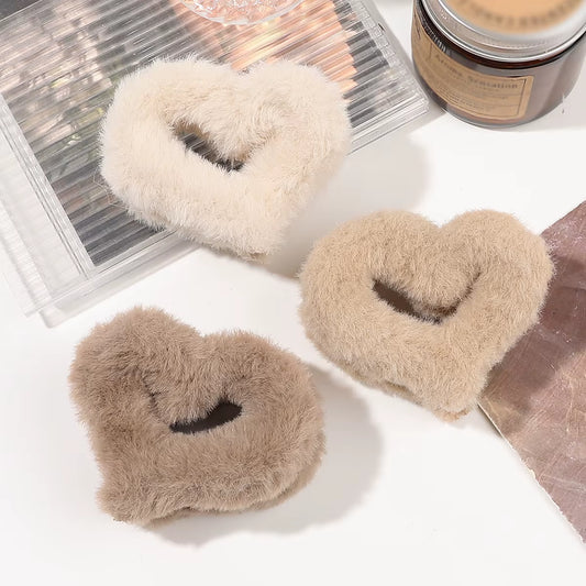 3Pcs Fluffy Plush Heart-Shaped Claw Clip for Hair Cute Hair Clips for Women Fuzzy Hair Barrettes Girls Hair Jaw Clips
