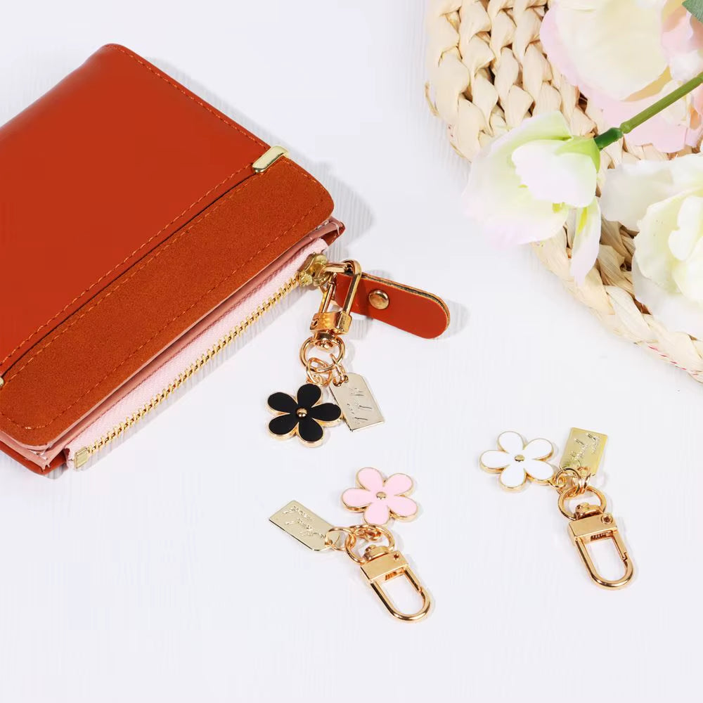 1Pc Flower Pendant Keychains for Women Bag Charm Key Chain Car Key Ring Pendant for Purse Handbag Bag Keychain