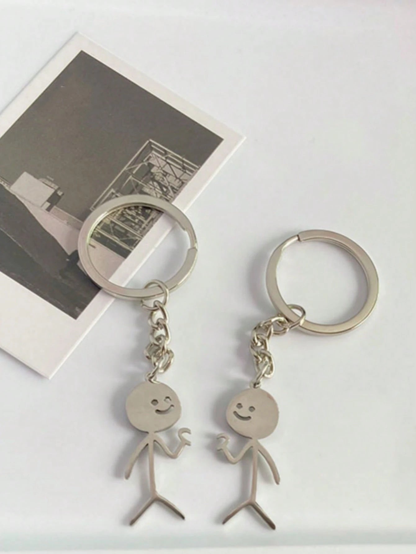 1 Set of 2 Unisex Funny Stick Figure Heart Shaped Keychain, Cute Novelty Gifts for Best Friends/Couples, Bag Charms Car Accessories Backpack for School Goth Y2K